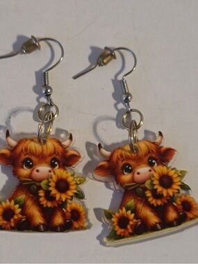 Highland Cow Sunflower Dangle Earrings